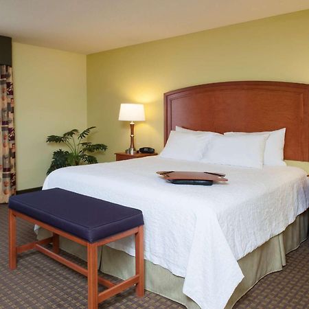 Hampton Inn Macomb Екстериор снимка