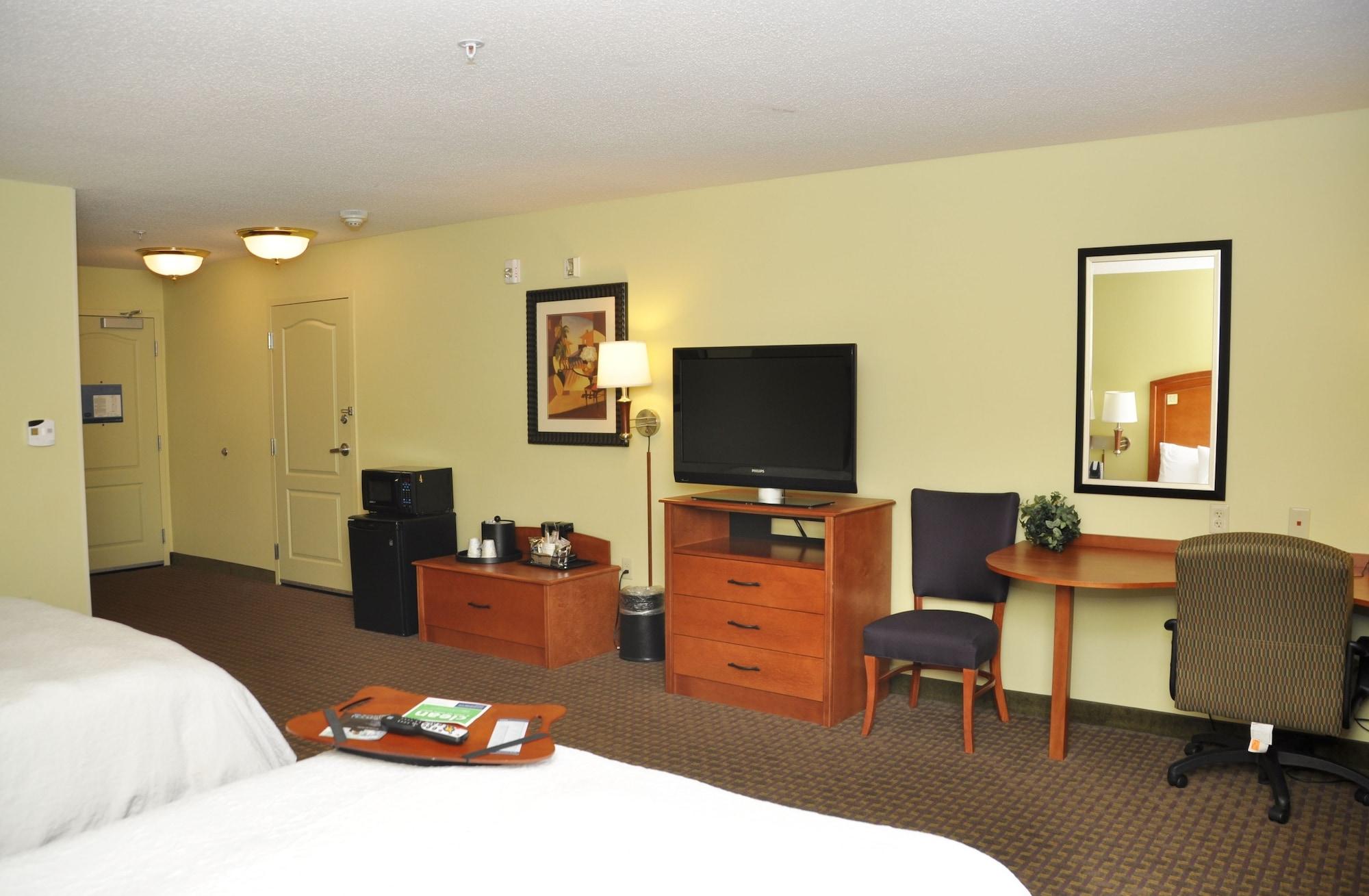 Hampton Inn Macomb Екстериор снимка