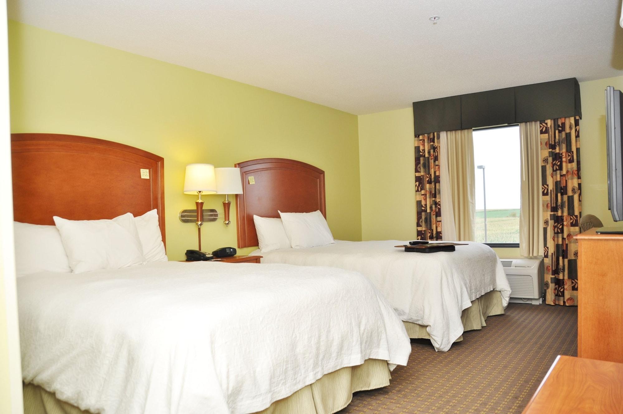 Hampton Inn Macomb Екстериор снимка