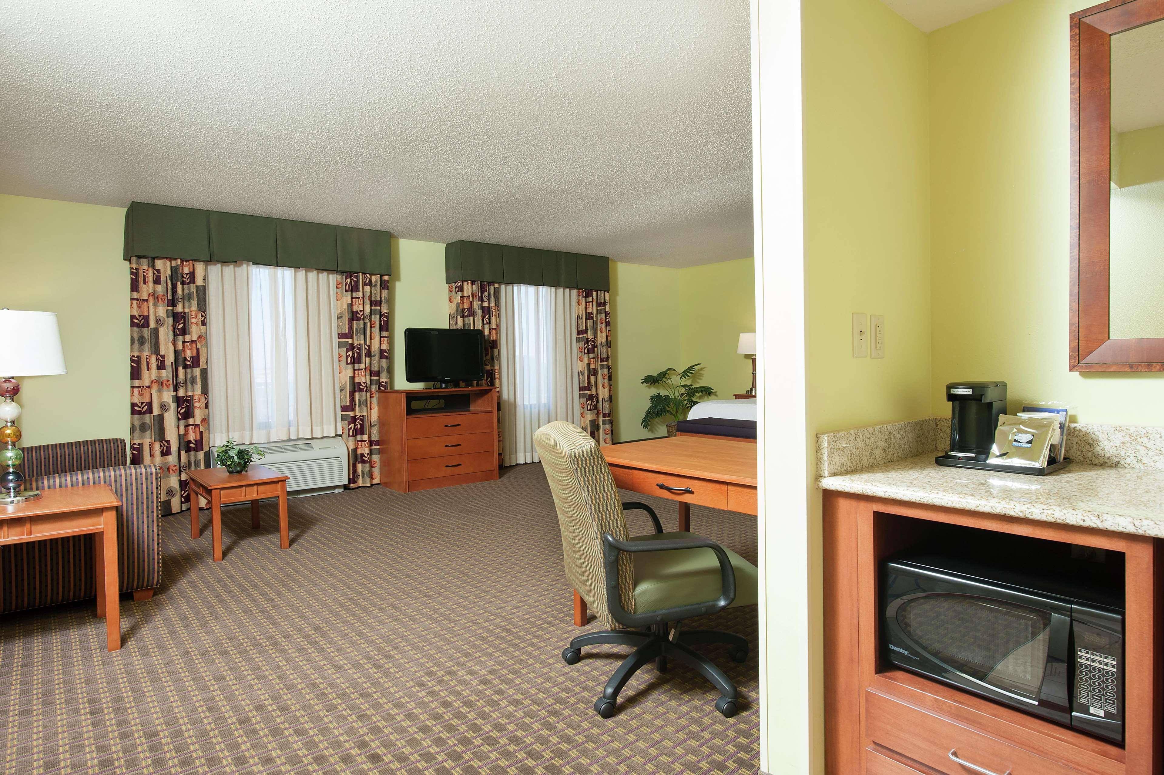 Hampton Inn Macomb Екстериор снимка