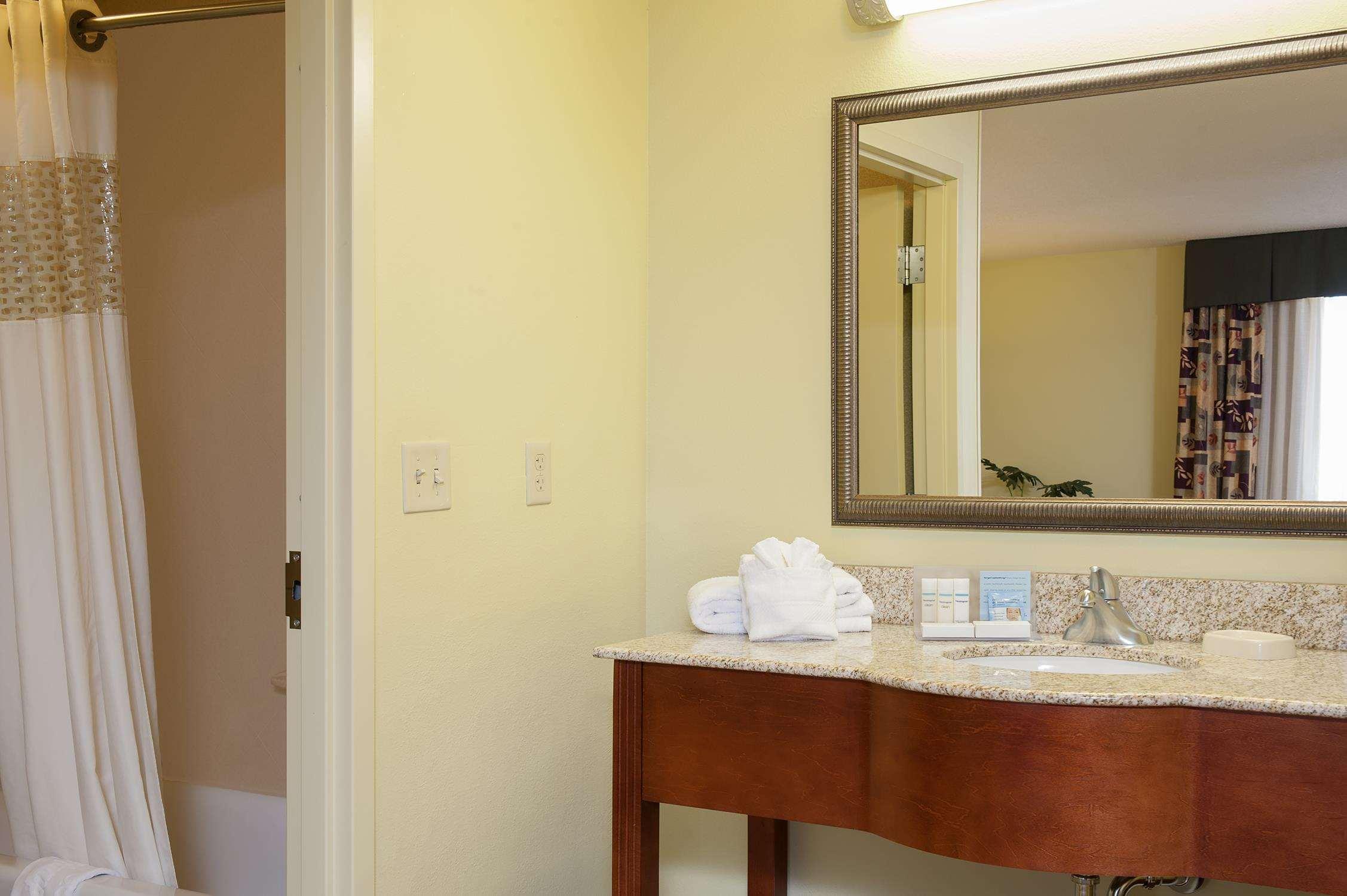 Hampton Inn Macomb Екстериор снимка