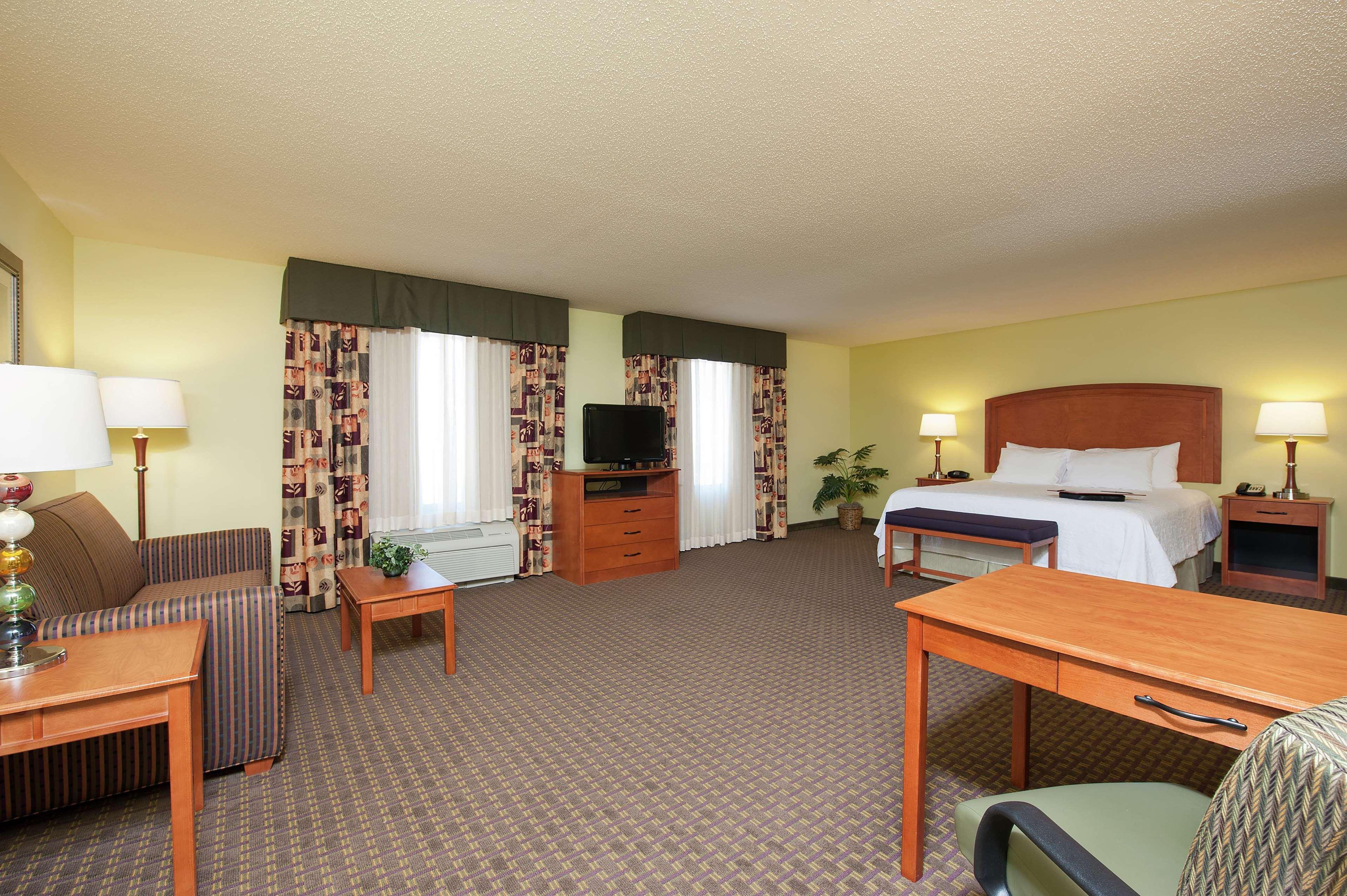 Hampton Inn Macomb Екстериор снимка