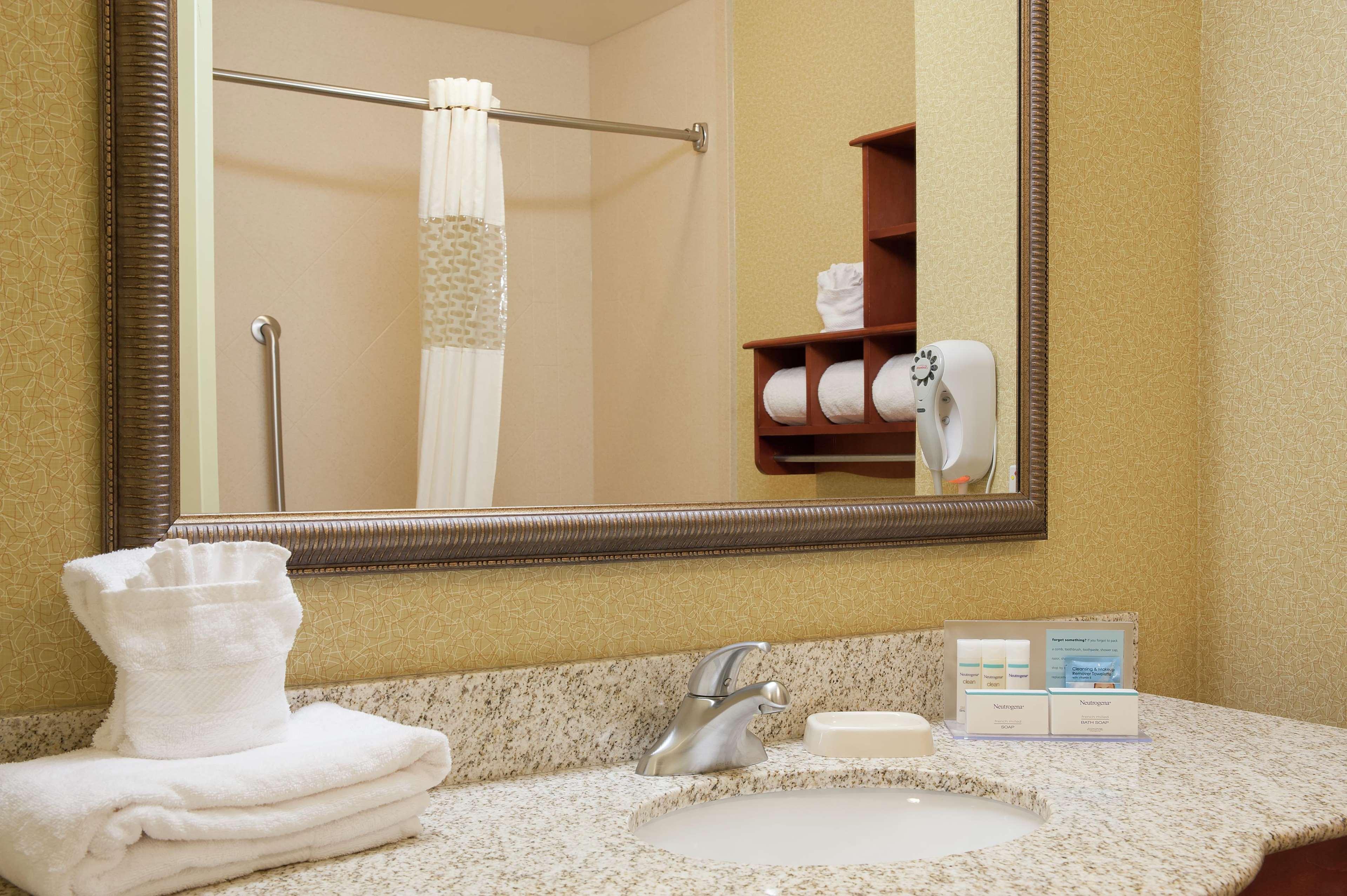 Hampton Inn Macomb Екстериор снимка