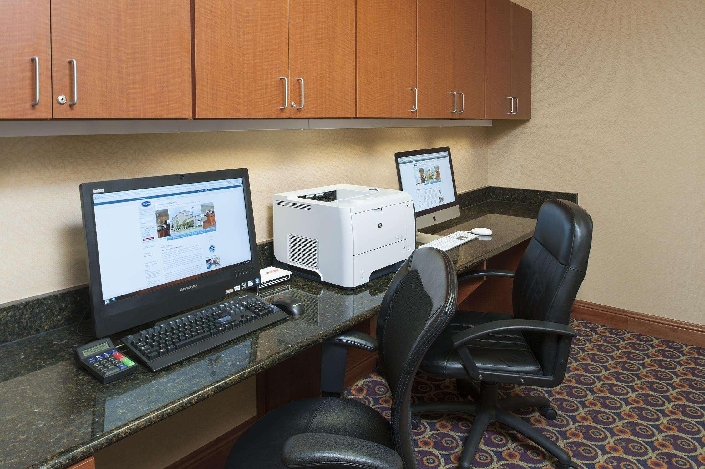 Hampton Inn Macomb Екстериор снимка