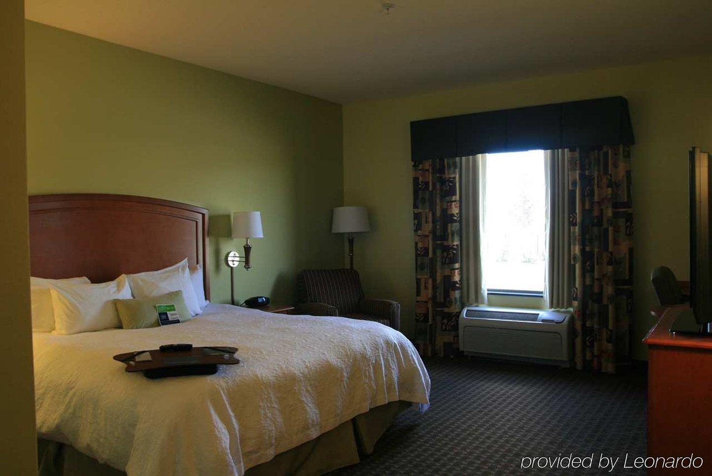 Hampton Inn Macomb Стая снимка